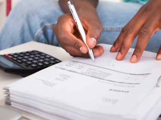 budgeting naira dollar